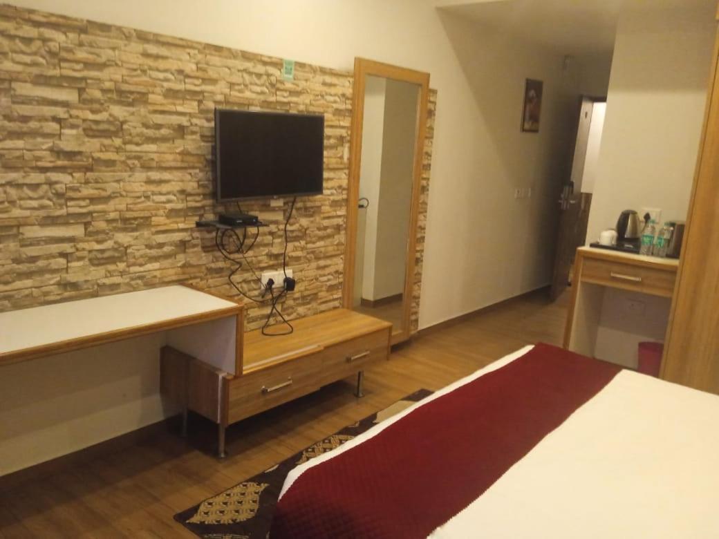 Hotel President Bharwain 외부 사진